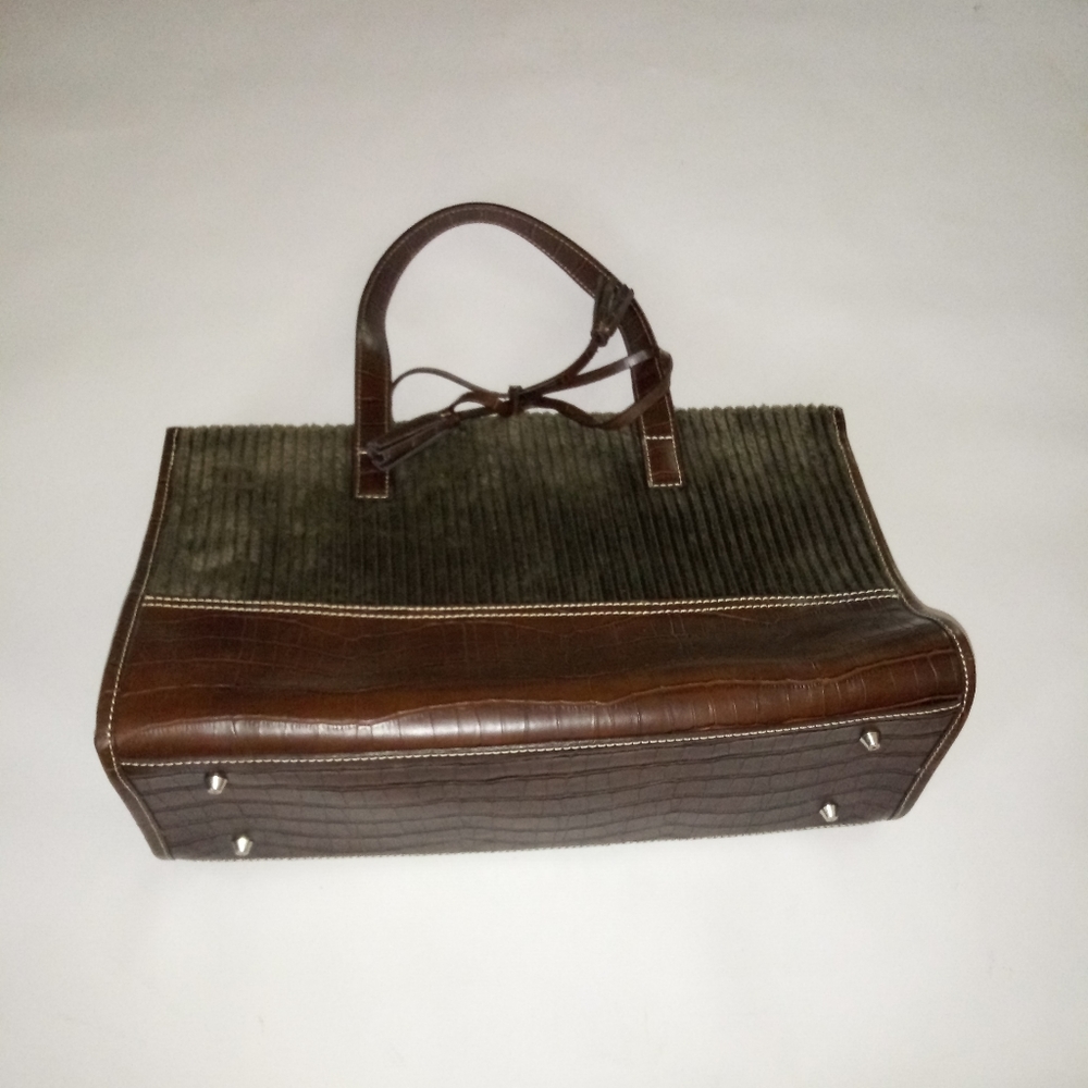 MAXX New York Suede Handbag